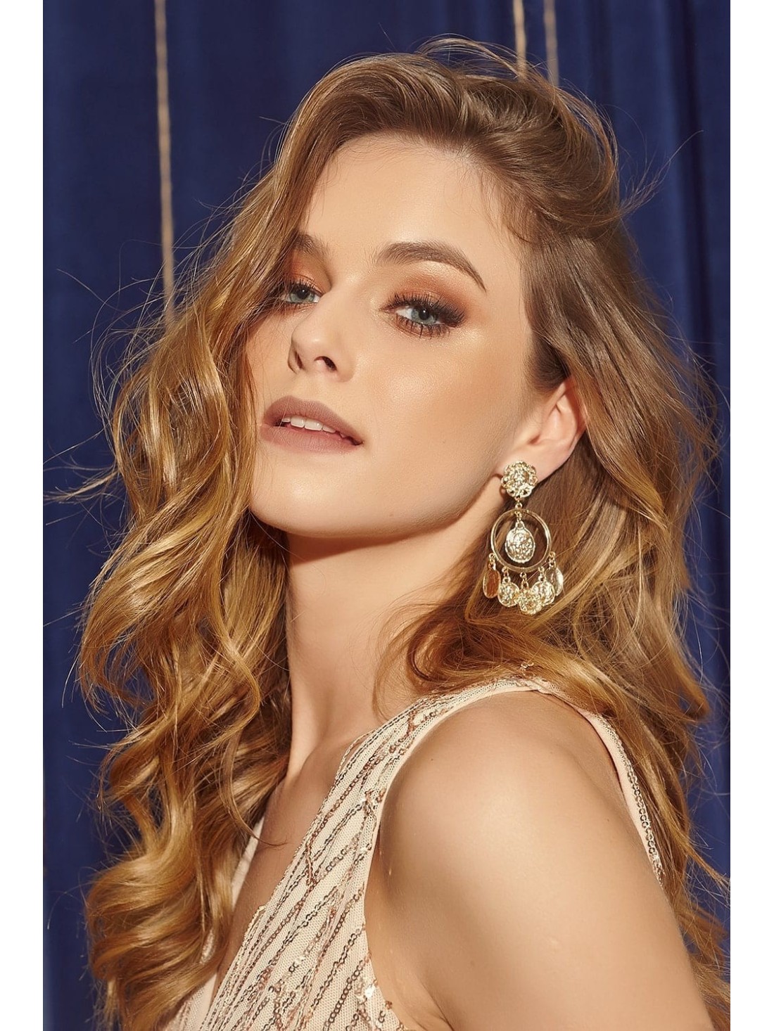 Hoop earrings with pendants on gold studs BZI061 - Online store - Boutique